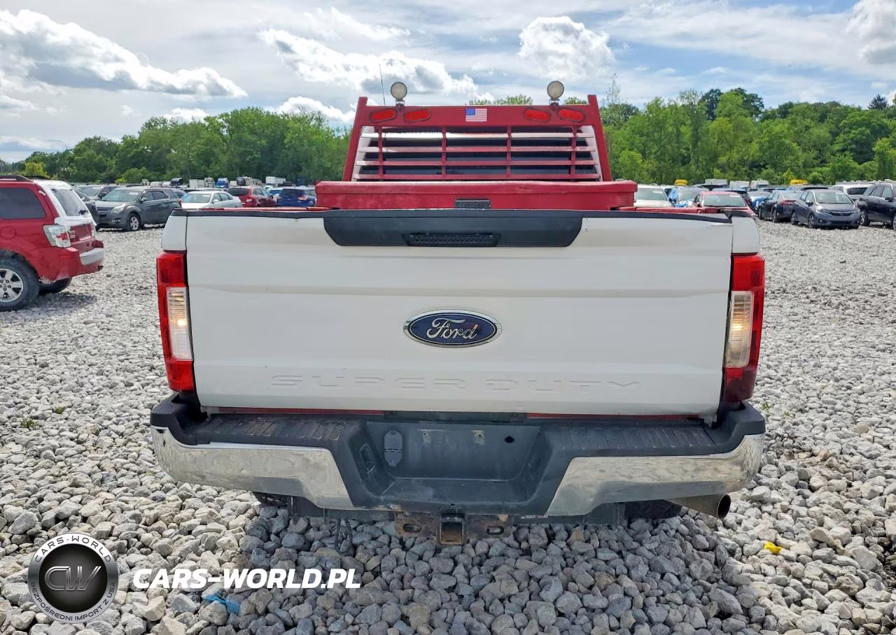2017 Ford F250 Super Duty VIN:1FT7W2B62HEF22718 - 6