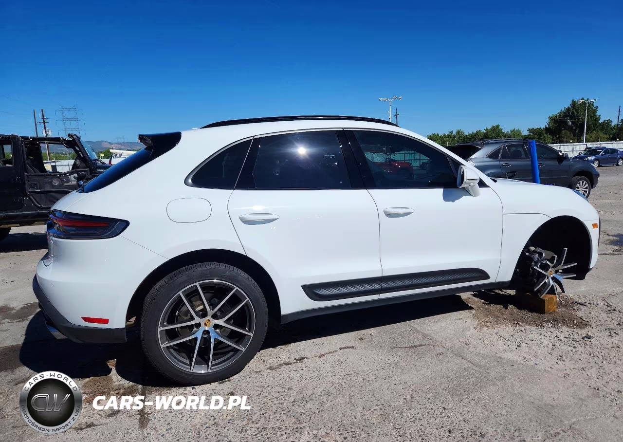 2025 Porsche Macan Base VIN:WP1AA2A5XSLB01568 - 3