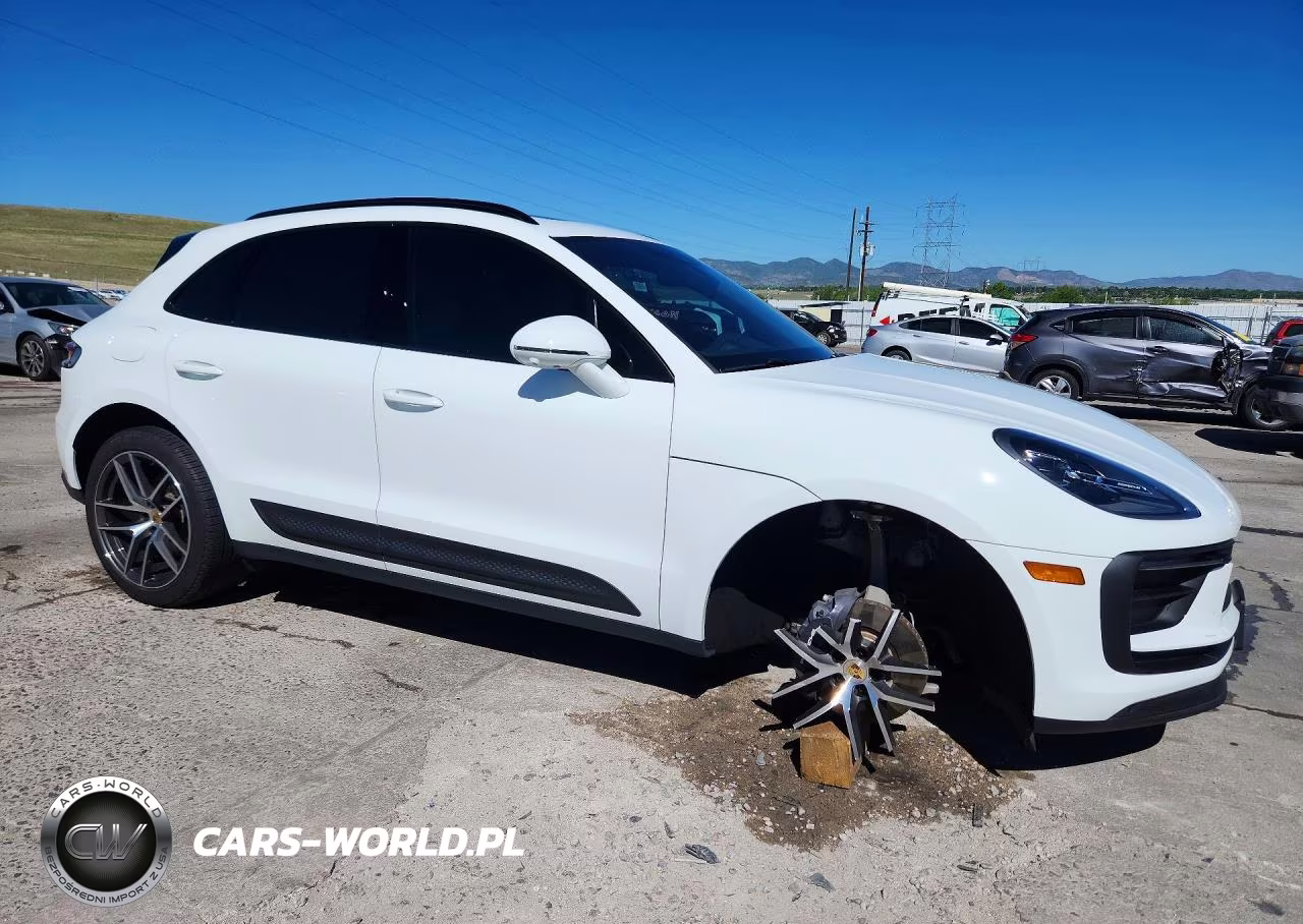 2025 Porsche Macan Base VIN:WP1AA2A5XSLB01568 - 4