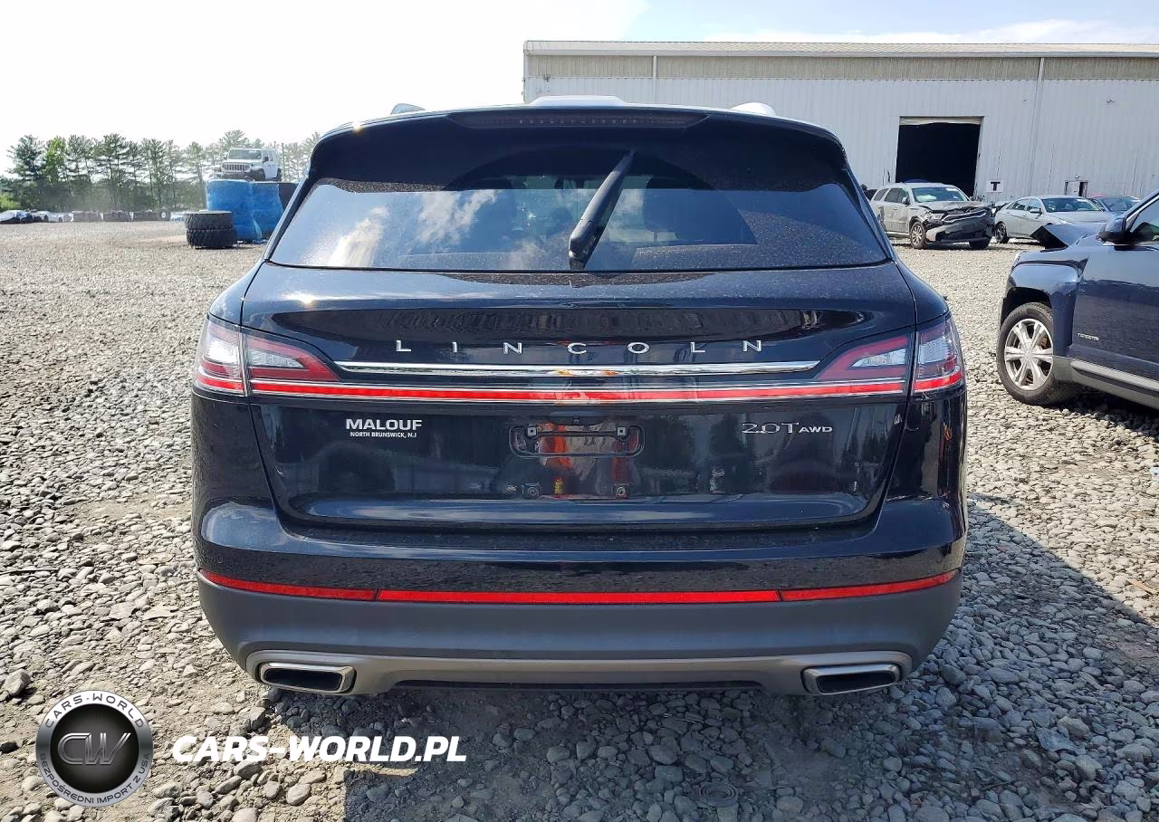 2020 Lincoln Nautilus Reserve VIN:2LMPJ8K92LBL15987 - 6
