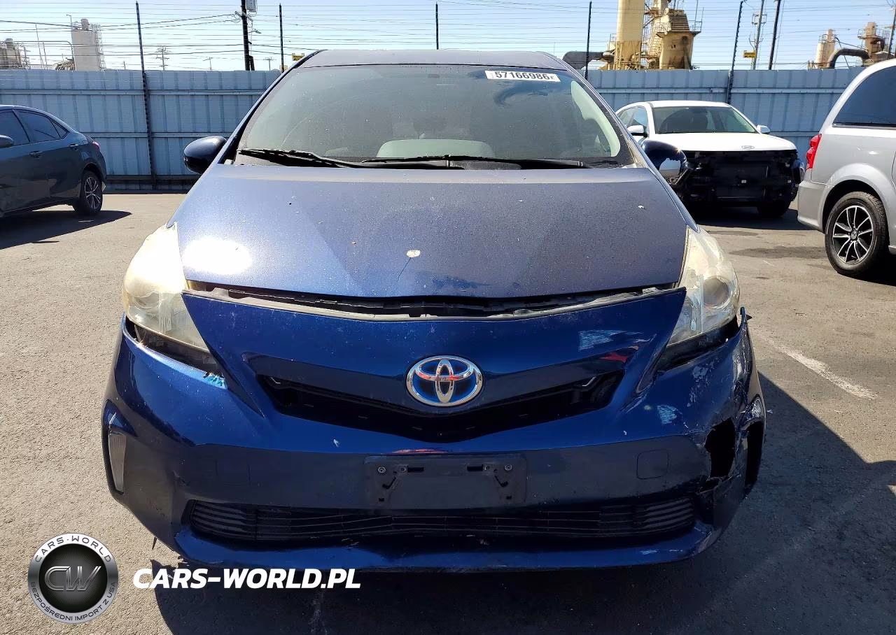 2012 Toyota Prius V Three VIN:JTDZN3EU3C3017397 - 5