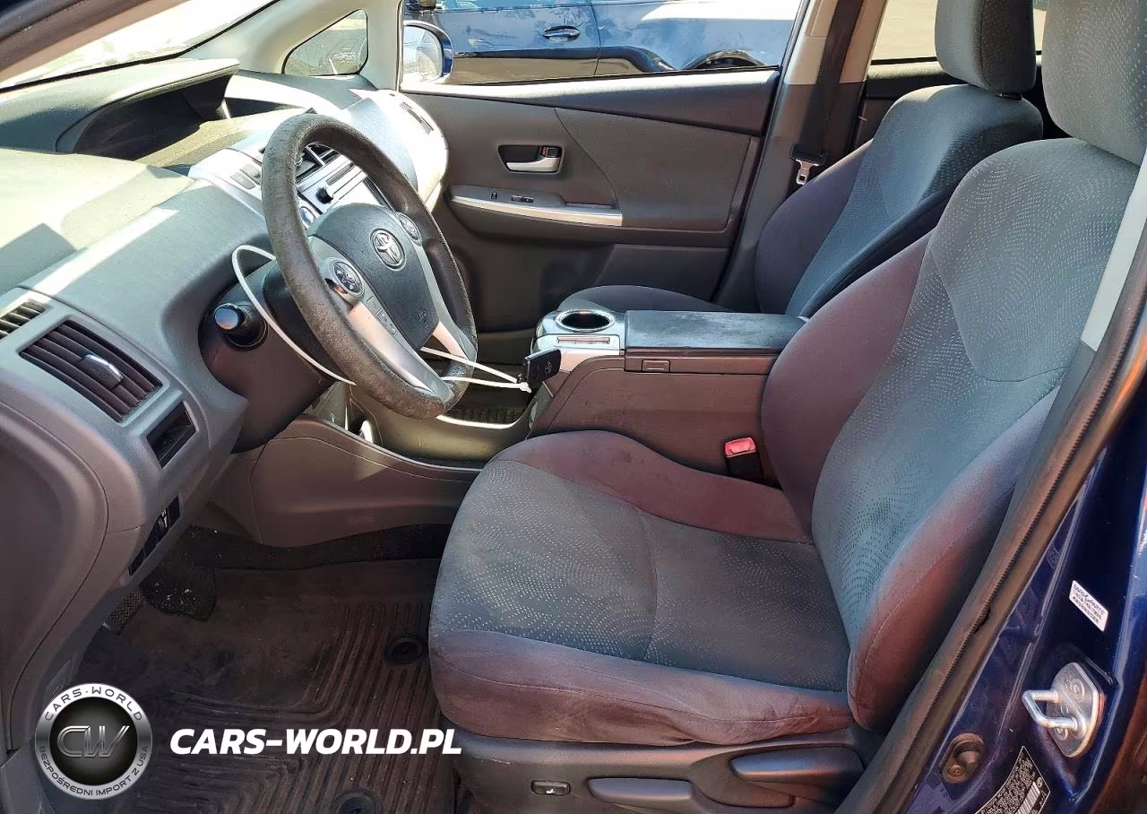 2012 Toyota Prius V Three VIN:JTDZN3EU3C3017397 - 7