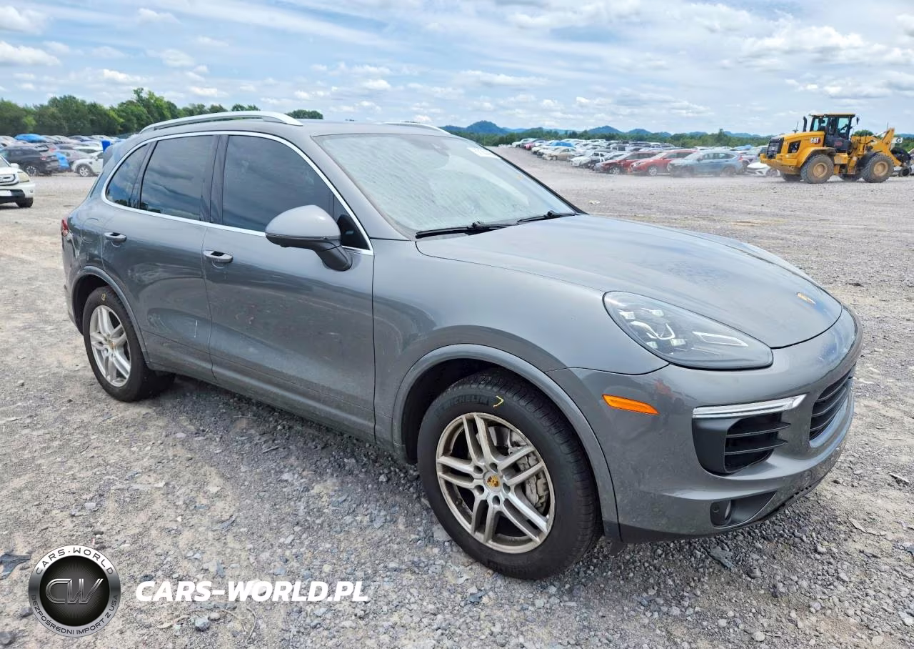 2017 Porsche Cayenne S VIN:WP1AB2A24HLA53092 - 4