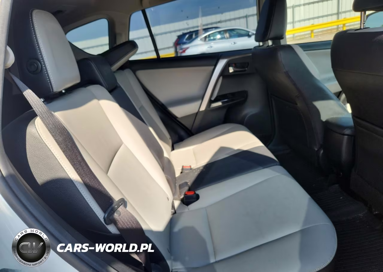 2018 Toyota Rav4 Limited VIN:JTMYFREV8JJ198588 - 11
