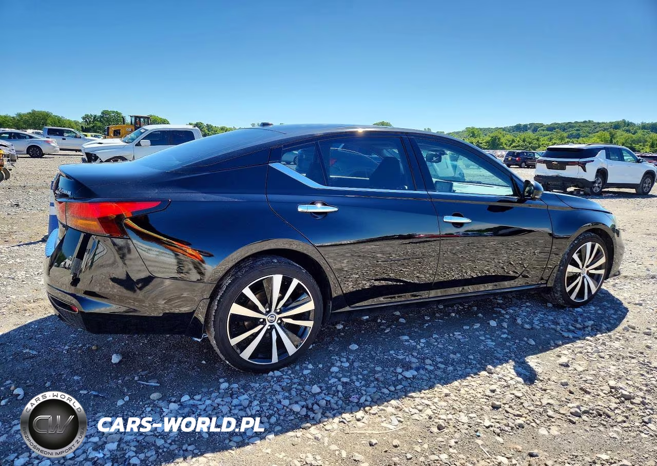 2021 Nissan Altima Platinum VIN:1N4BL4FW1MN311597 - 3