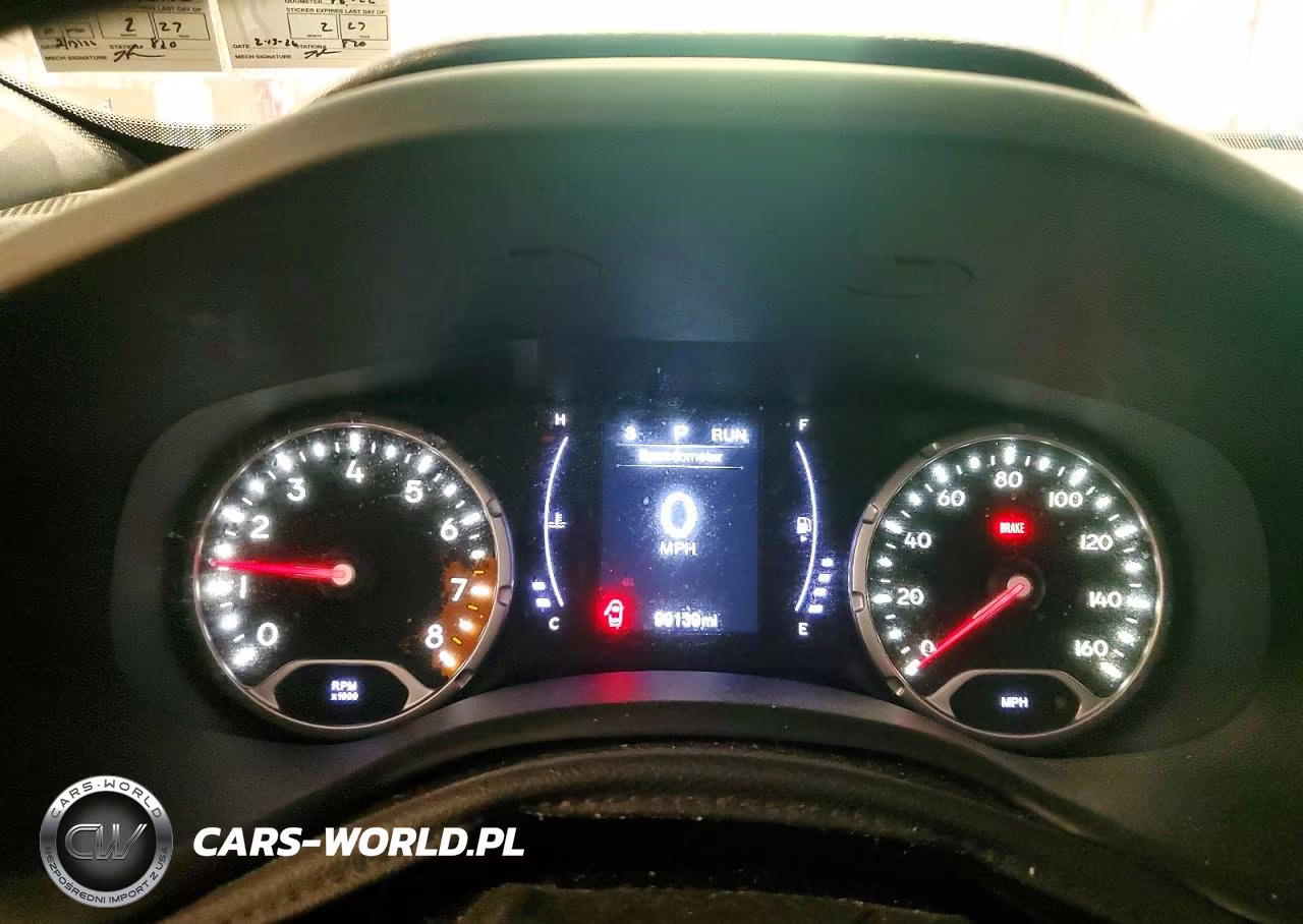 2018 Jeep Renegade Sport VIN:ZACCJBAB9JPJ54138 - 9