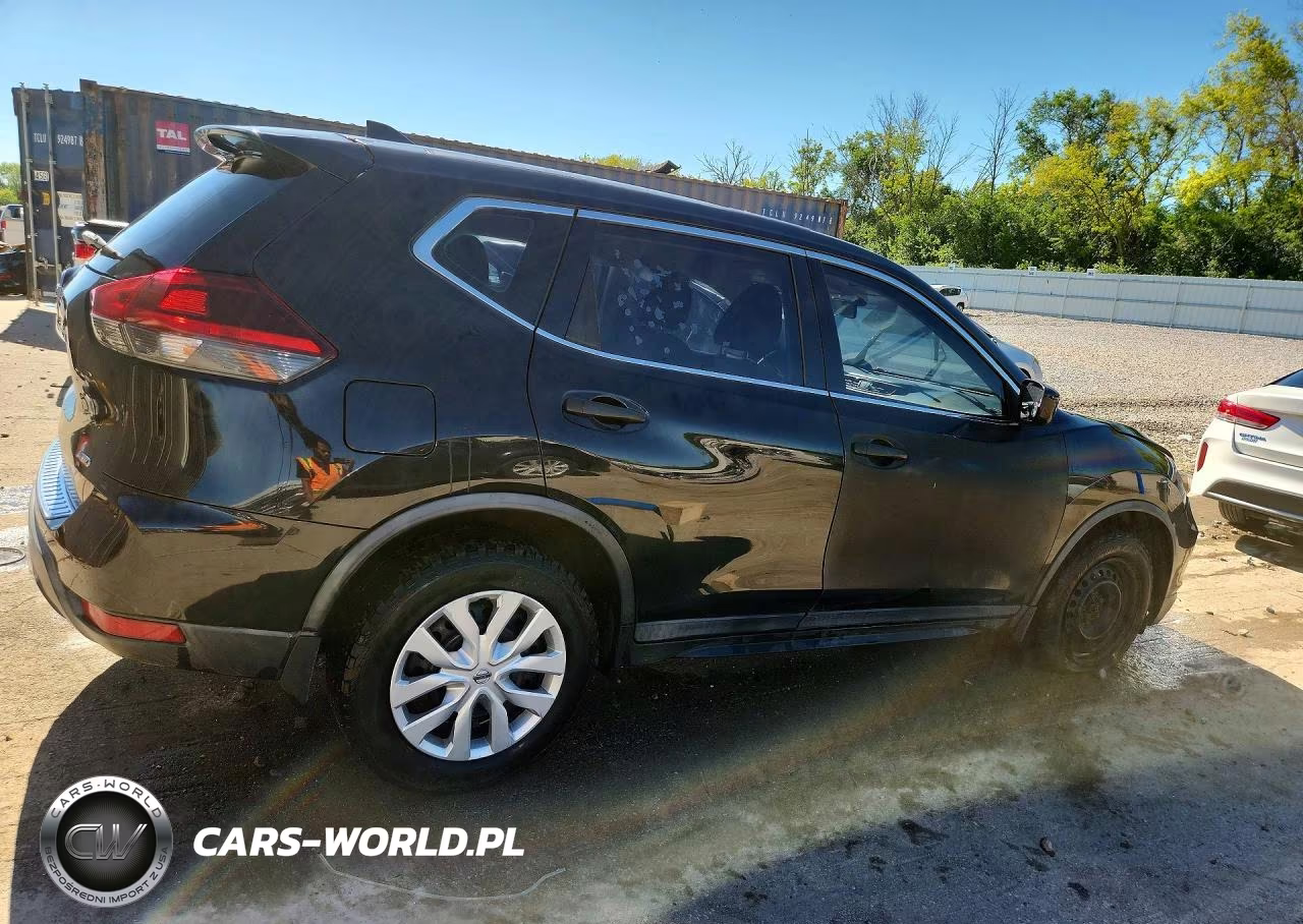 2018 Nissan Rogue S VIN:KNMAT2MV8JP551511 - 3
