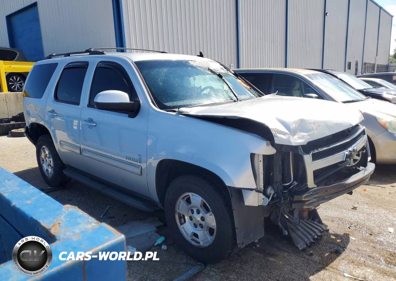 2011 Chevrolet Tahoe C1500 Ls VIN:1GNSCAE07BR198645 - 4