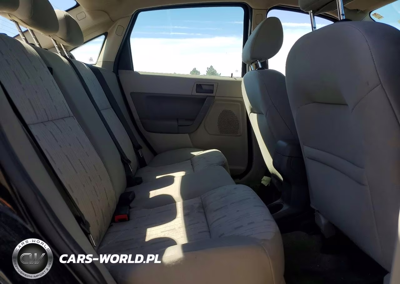 2011 Ford Focus Se VIN:1FAHP3FN9BW103975 - 10