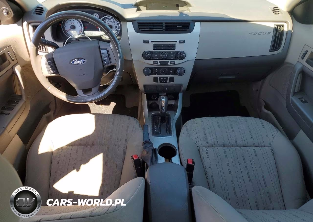 2011 Ford Focus Se VIN:1FAHP3FN9BW103975 - 8