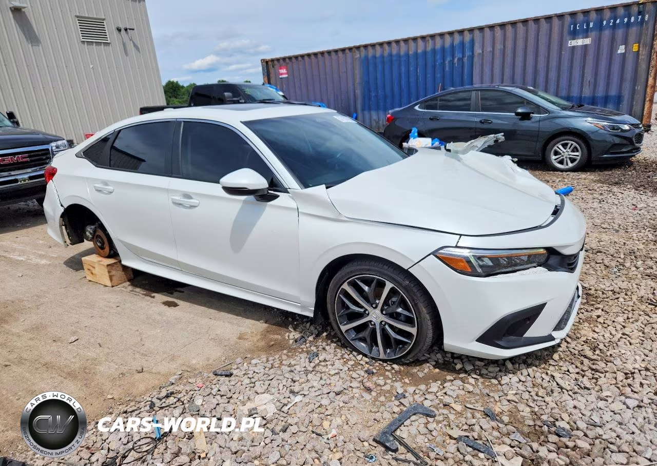 2024 Honda Civic Touring VIN:2HGFE1F99RH328101 - 4