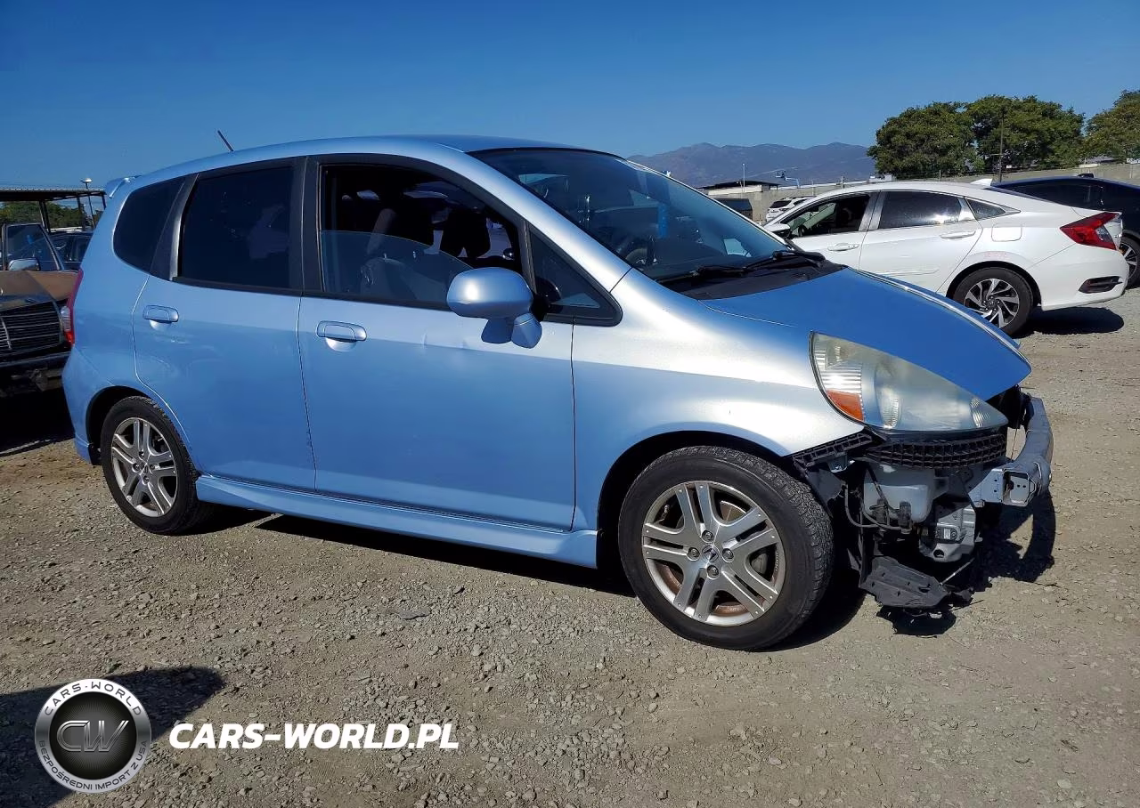 2008 Honda Fit Sport VIN:JHMGD38608S049369 - 4