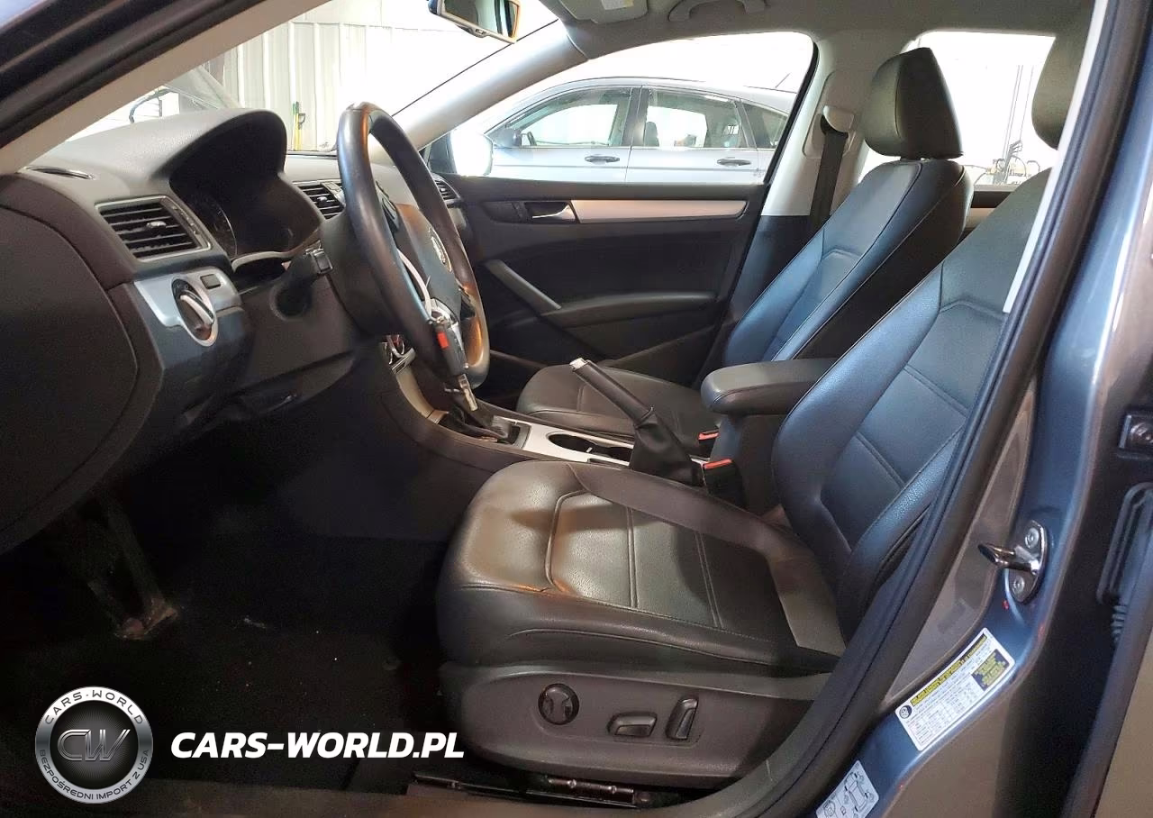 2013 Volkswagen Passat Se VIN:1VWBP7A34DC040413 - 7