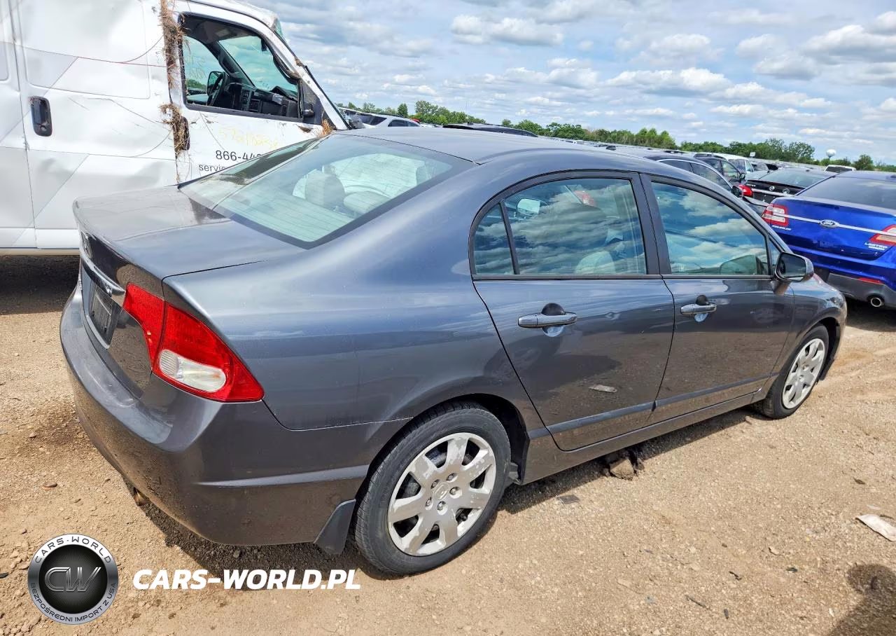 2010 Honda Civic Lx VIN:19XFA1F58AE021820 - 3