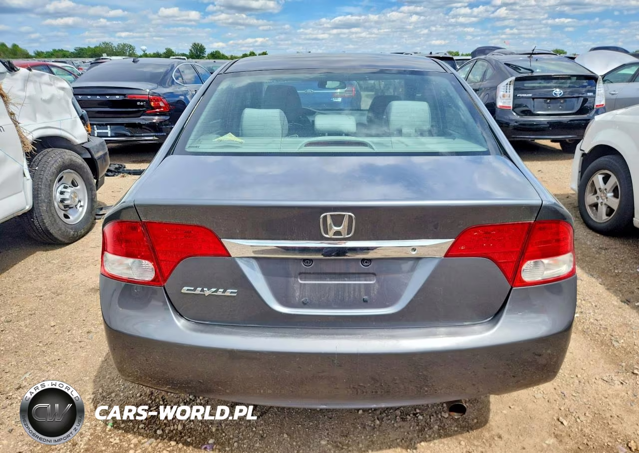 2010 Honda Civic Lx VIN:19XFA1F58AE021820 - 6