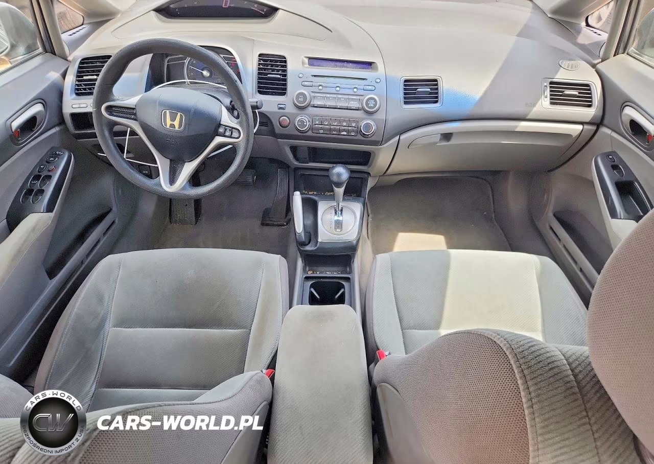 2010 Honda Civic Lx VIN:19XFA1F58AE021820 - 8