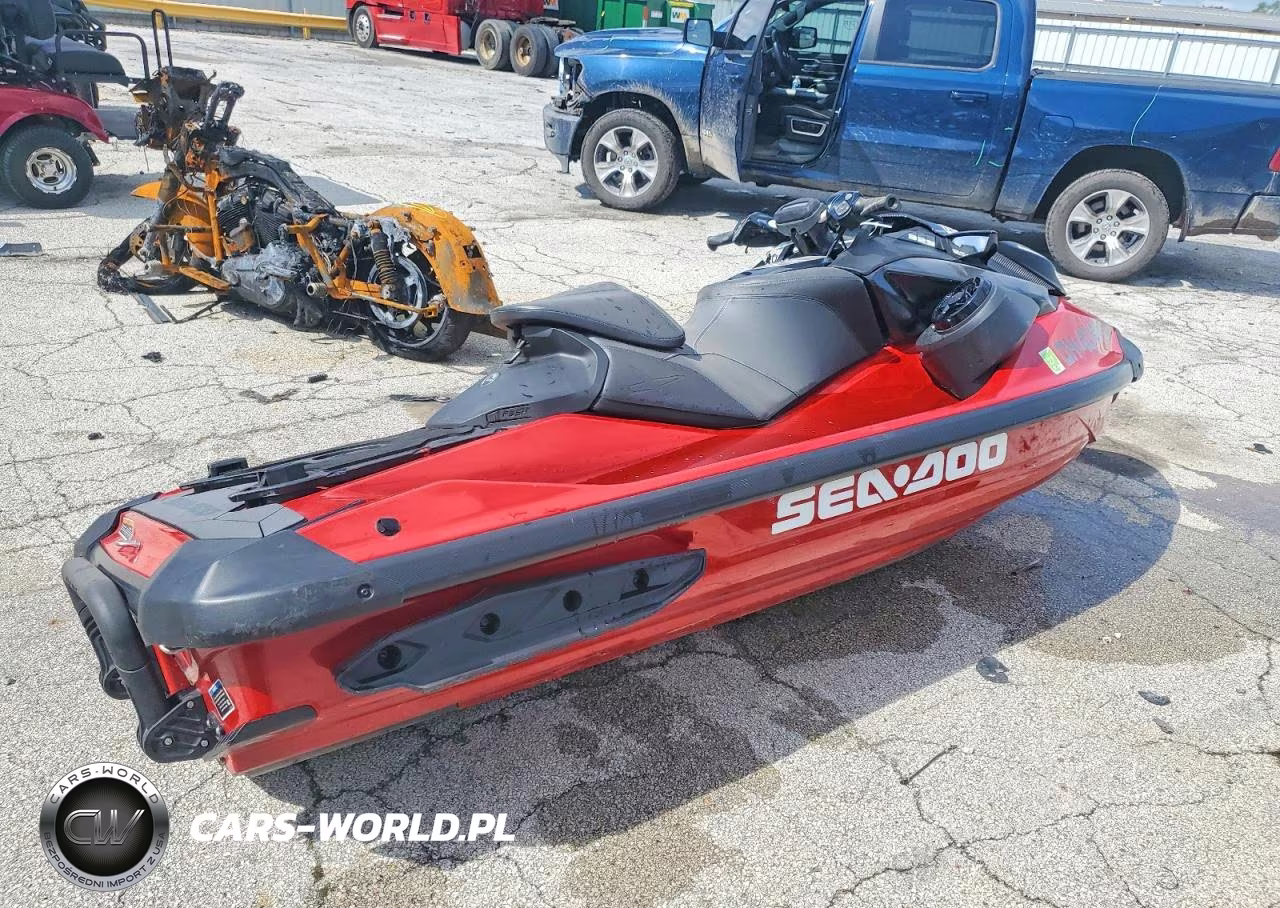 2024 Sea Doo Jet Ski VIN:YDV67550D424 - 4