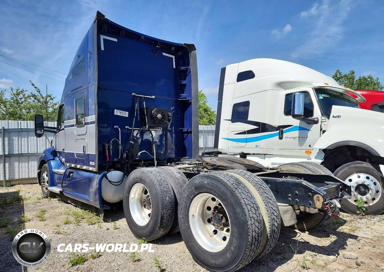 2018 Kenworth T680 Semi Truck VIN:1XKYDP9X2MJ446543 - 3