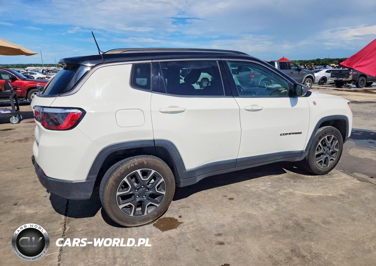 2021 Jeep Compass Trailhawk VIN:3C4NJDDB5MT552222 - 3
