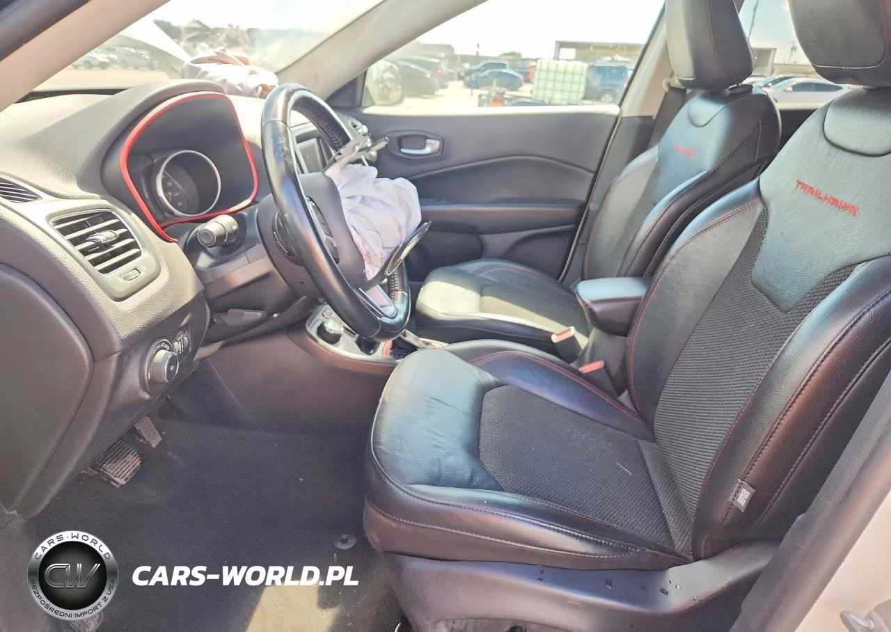 2021 Jeep Compass Trailhawk VIN:3C4NJDDB5MT552222 - 7
