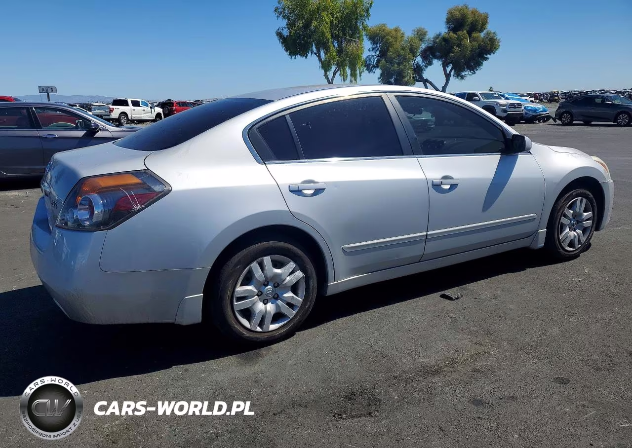 2012 Nissan Altima 2.5 VIN:1N4AL2AP8CN521287 - 3