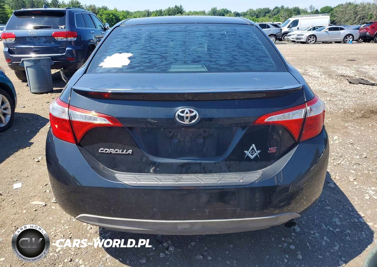 2015 Toyota Corolla S Plus VIN:2T1BURHE3FC390673 - 6