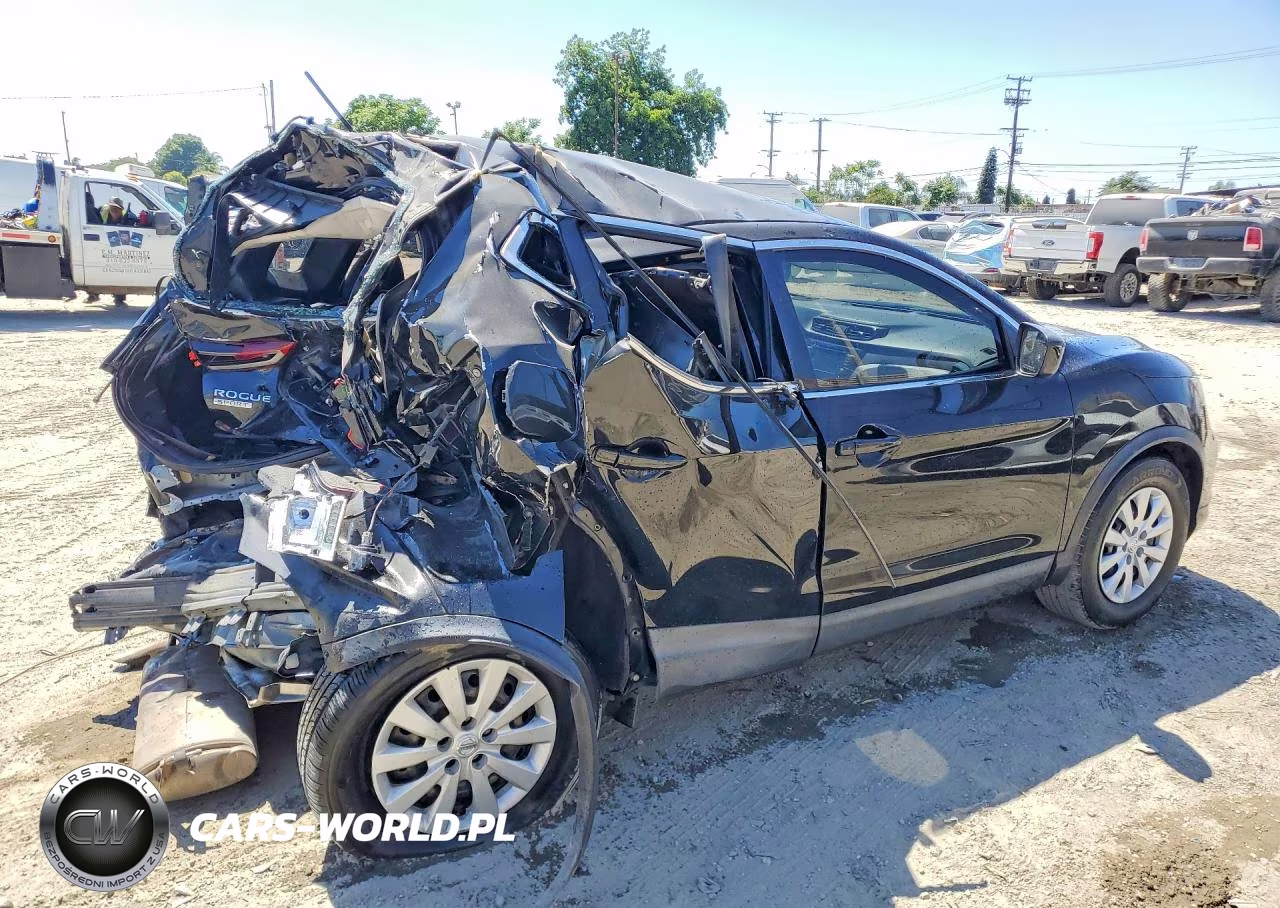 2020 Nissan Rogue Sport S VIN:JN1BJ1CV2LW261153 - 3