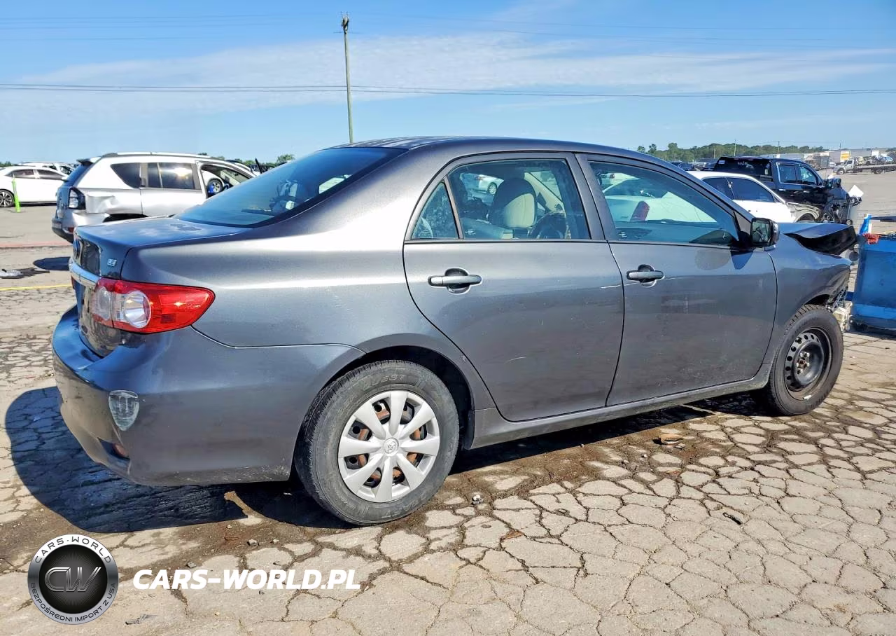 2011 Toyota Corolla Le VIN:2T1BU4EEXBC743010 - 3