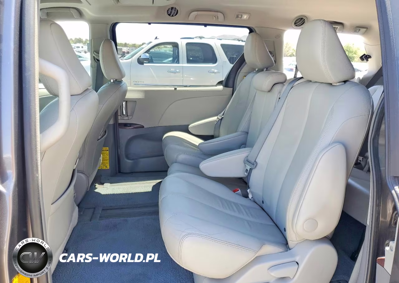 2012 Toyota Sienna Xle 8-Passenger VIN:5TDYK3DC0CS271029 - 10