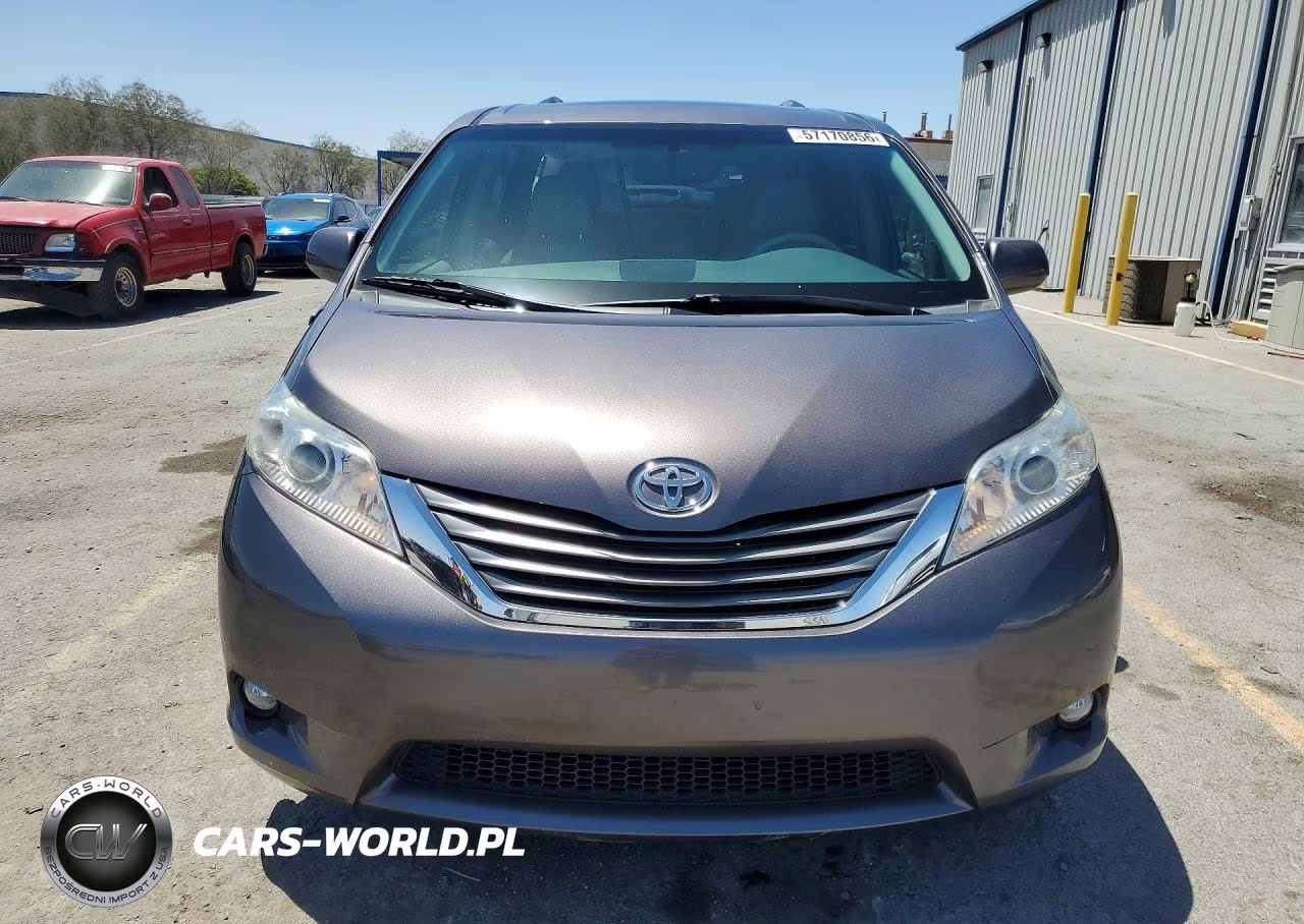 2012 Toyota Sienna Xle 8-Passenger VIN:5TDYK3DC0CS271029 - 5