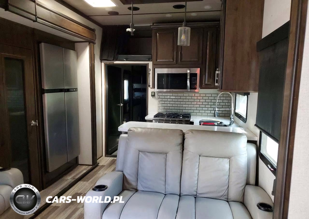2022 Keystone Voltage Camper VIN:4YDFVTW3XNZ990153 - 6