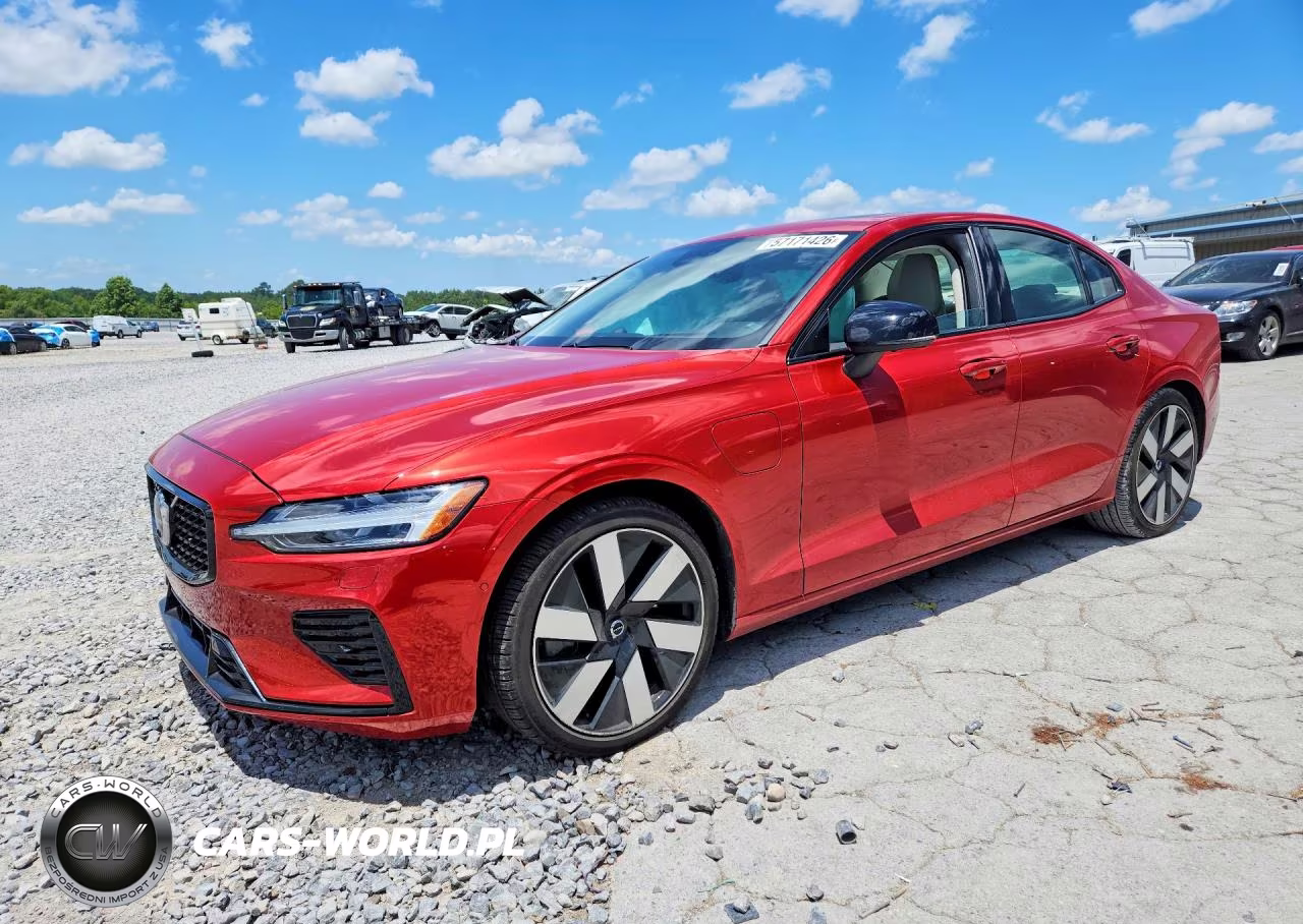 2024 Volvo S60 Ultimate – zdjęcie 1 z 12