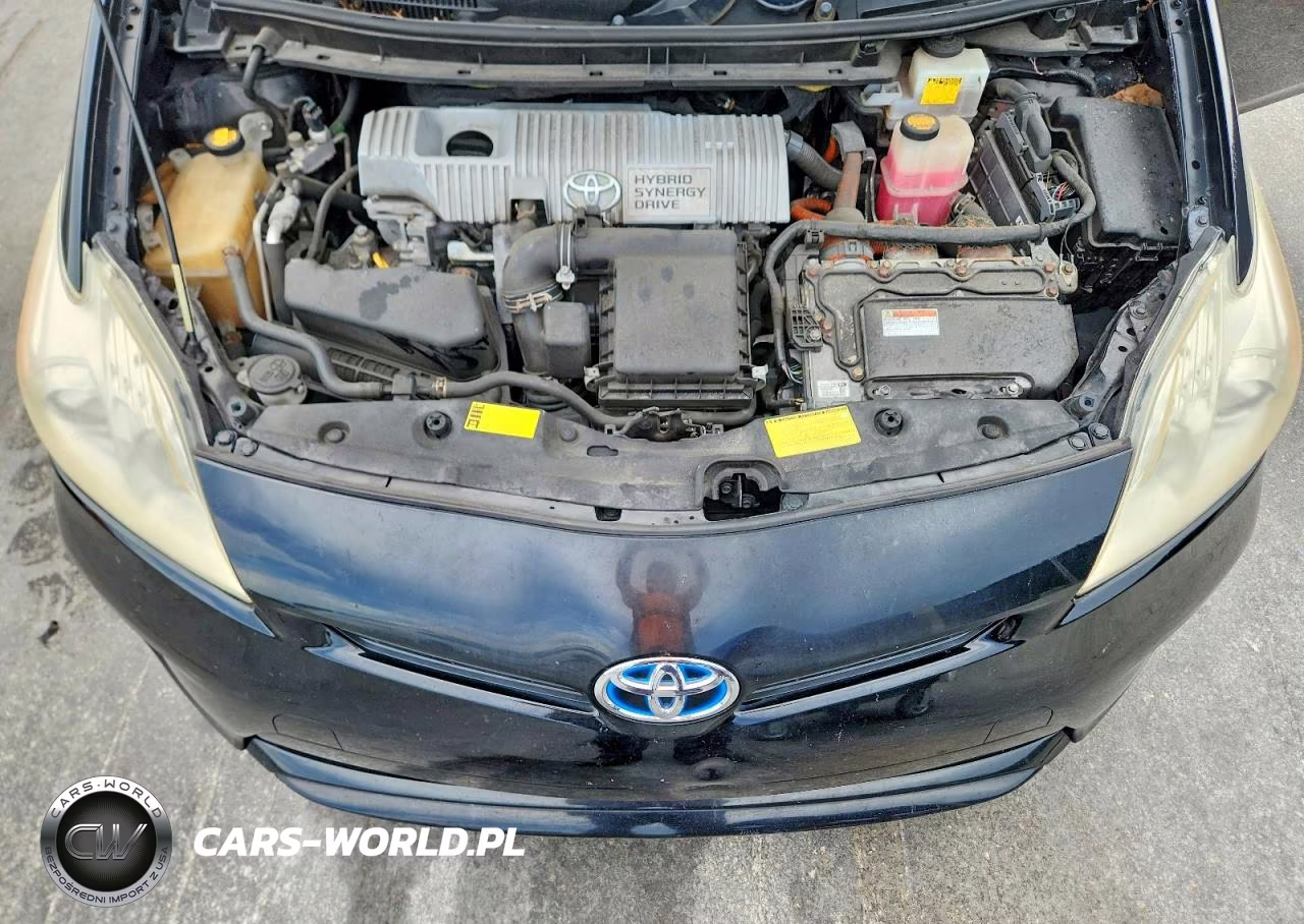 2013 Toyota Prius Two VIN:JTDKN3DU6D5602161 - 11