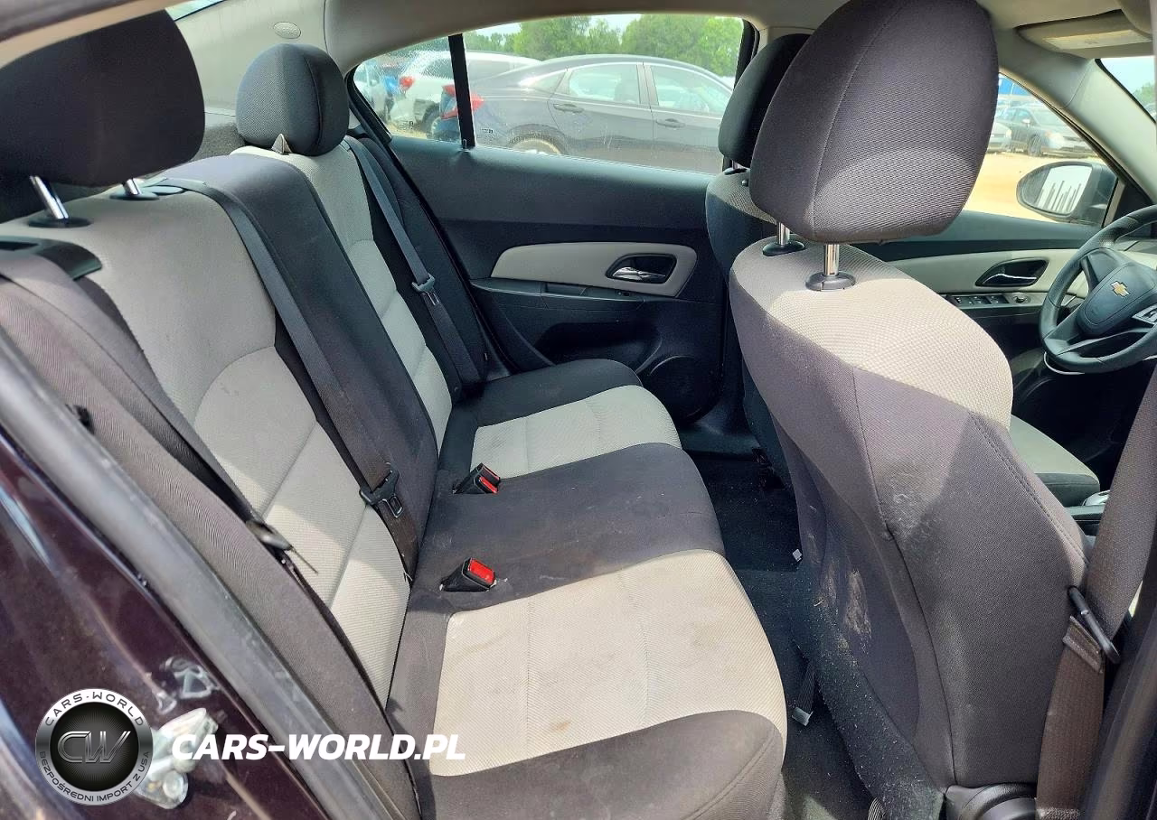 2015 Chevrolet Cruze Ls VIN:1G1PA5SH4F7244464 - 10