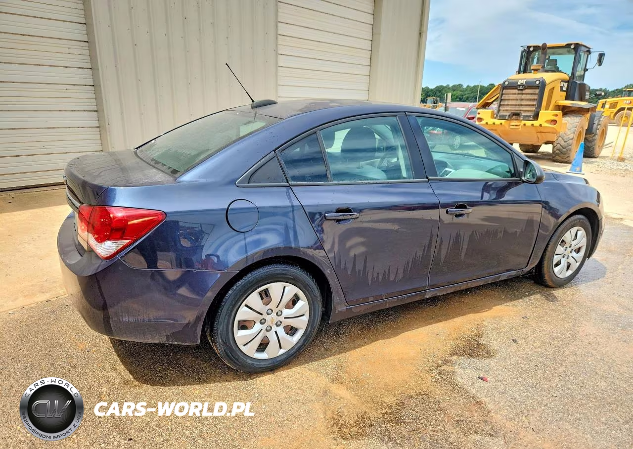 2015 Chevrolet Cruze Ls VIN:1G1PA5SH4F7244464 - 3