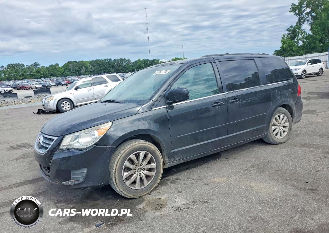 2012 Volkswagen Routan Se – zdjęcie 1 z 13