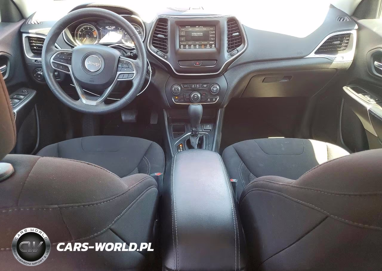 2019 Jeep Cherokee Latitude VIN:1C4PJLCB6KD348732 - 8