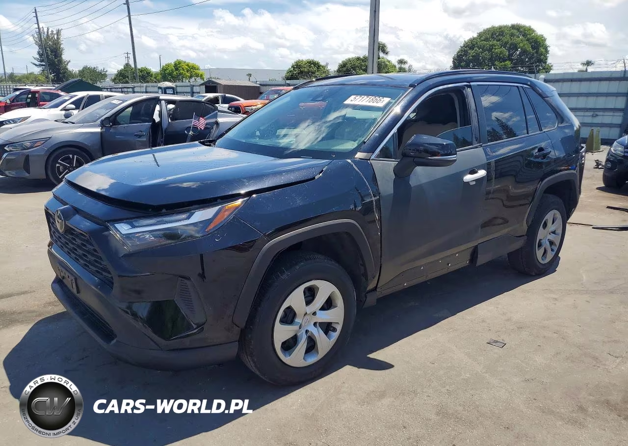 2021 Toyota Rav4 Le – zdjęcie 1 z 13