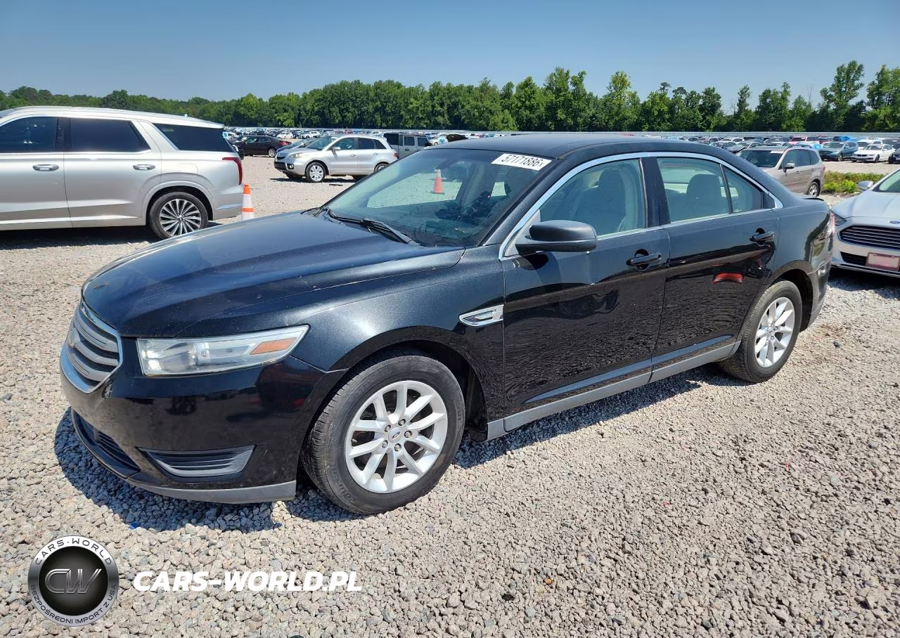 2013 FORD TAURUS SE