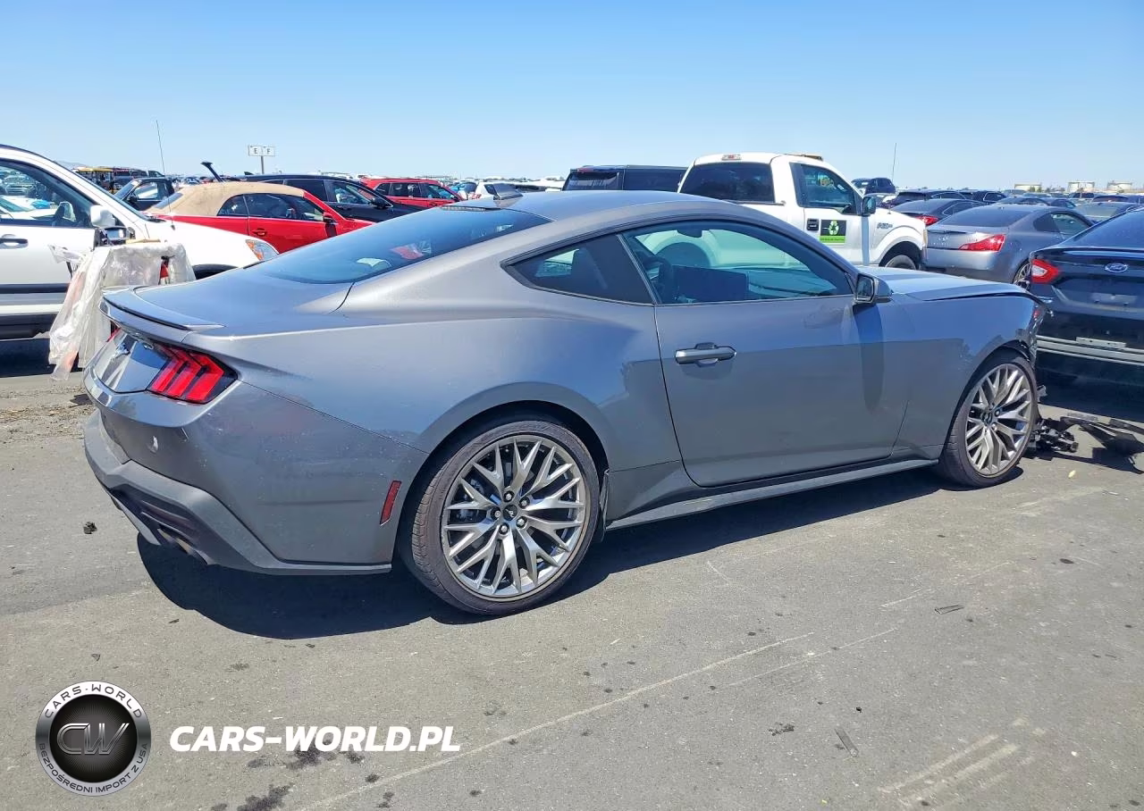 2025 Ford Mustang VIN:1FA6P8TH9S5129324 - 3