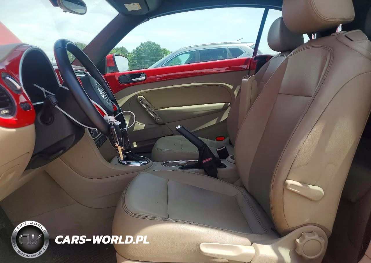 2014 Volkswagen Beetle VIN:3VW517AT7EM823000 - 7