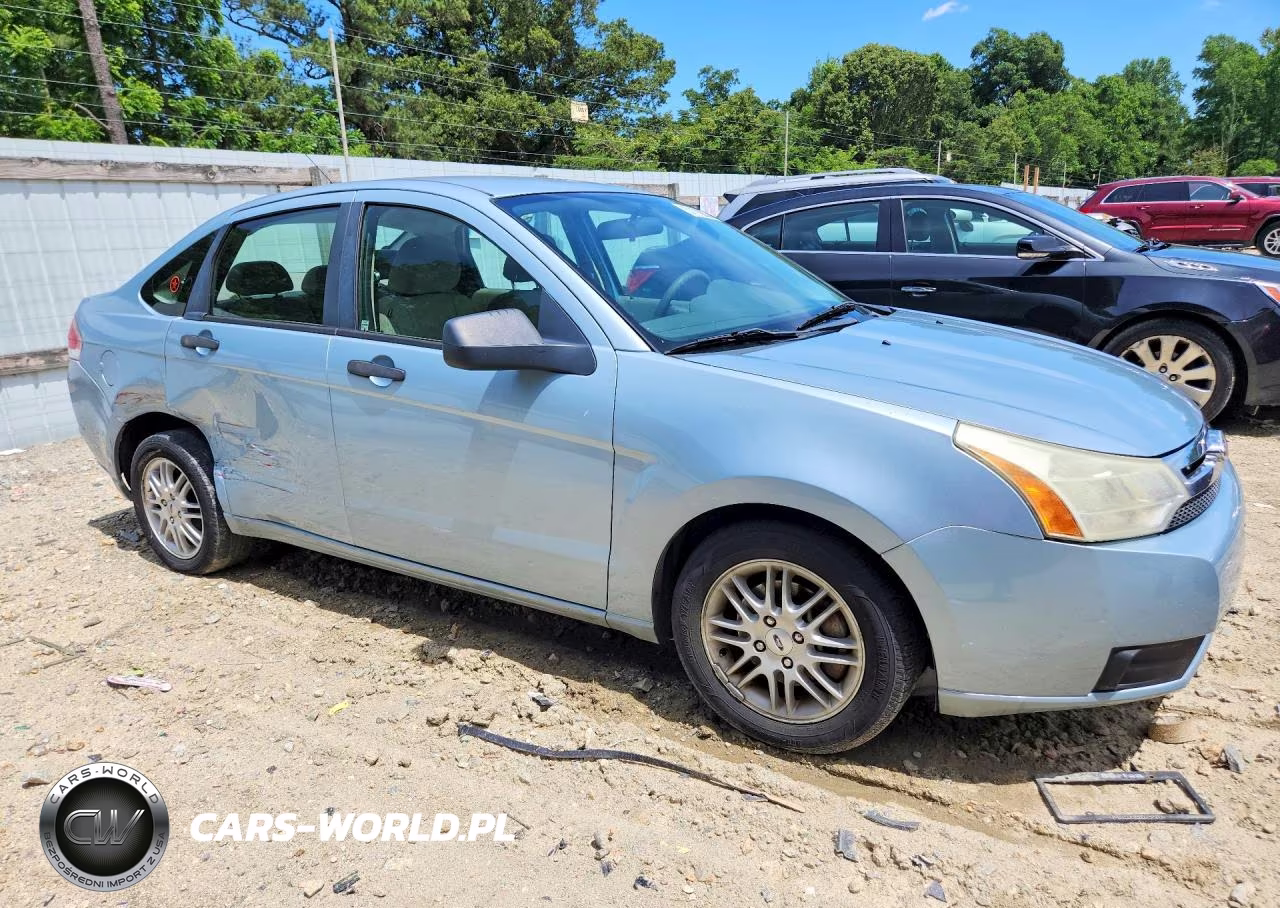 2009 Ford Focus Se VIN:1FAHP35N99W116110 - 4