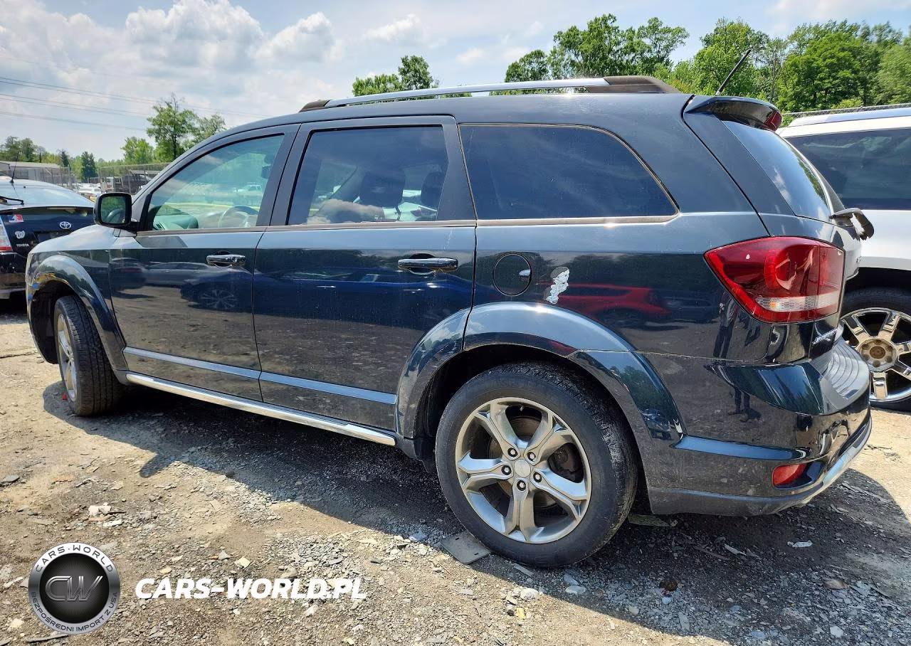 2017 Dodge Journey Crossroad VIN:3C4PDCGG2HT636506 - 2