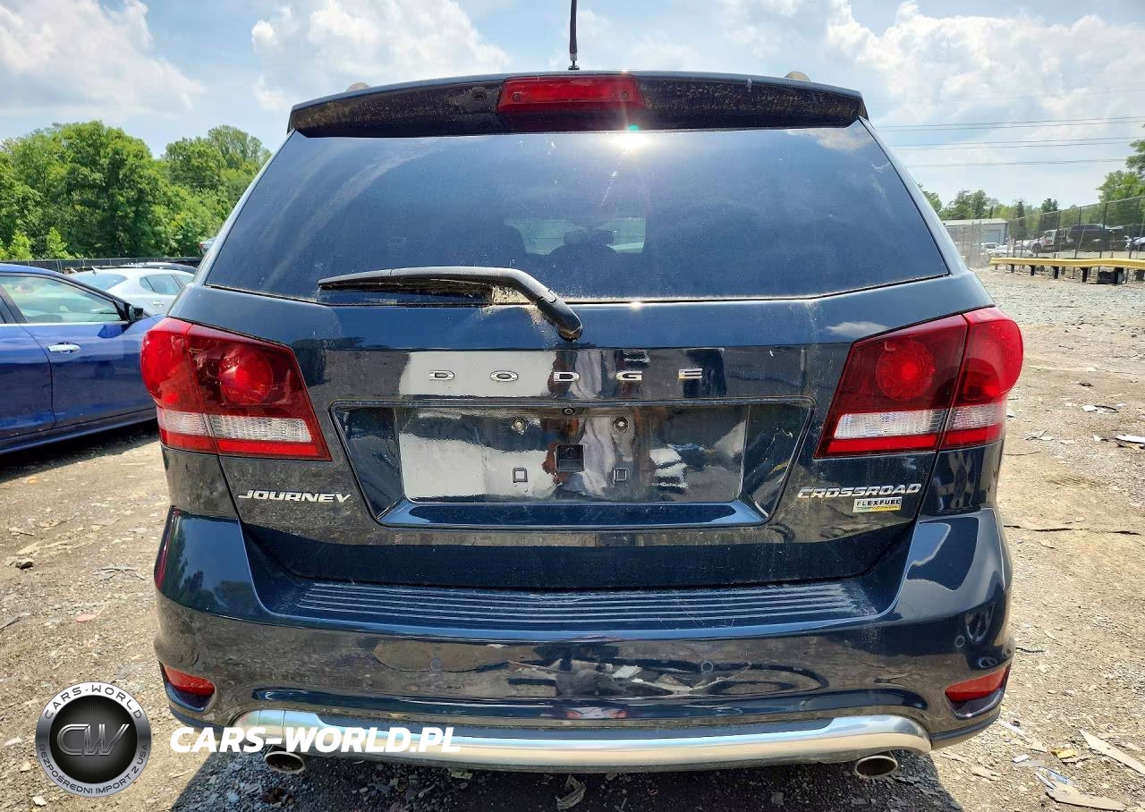 2017 Dodge Journey Crossroad VIN:3C4PDCGG2HT636506 - 6