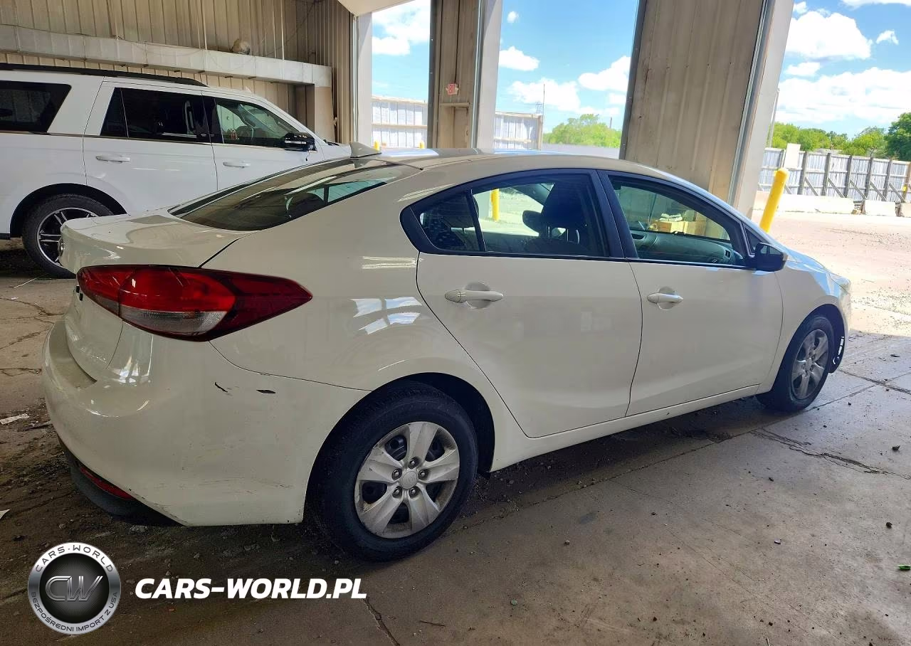 2017 Kia Forte Lx VIN:3KPFK4A78HE158659 - 3