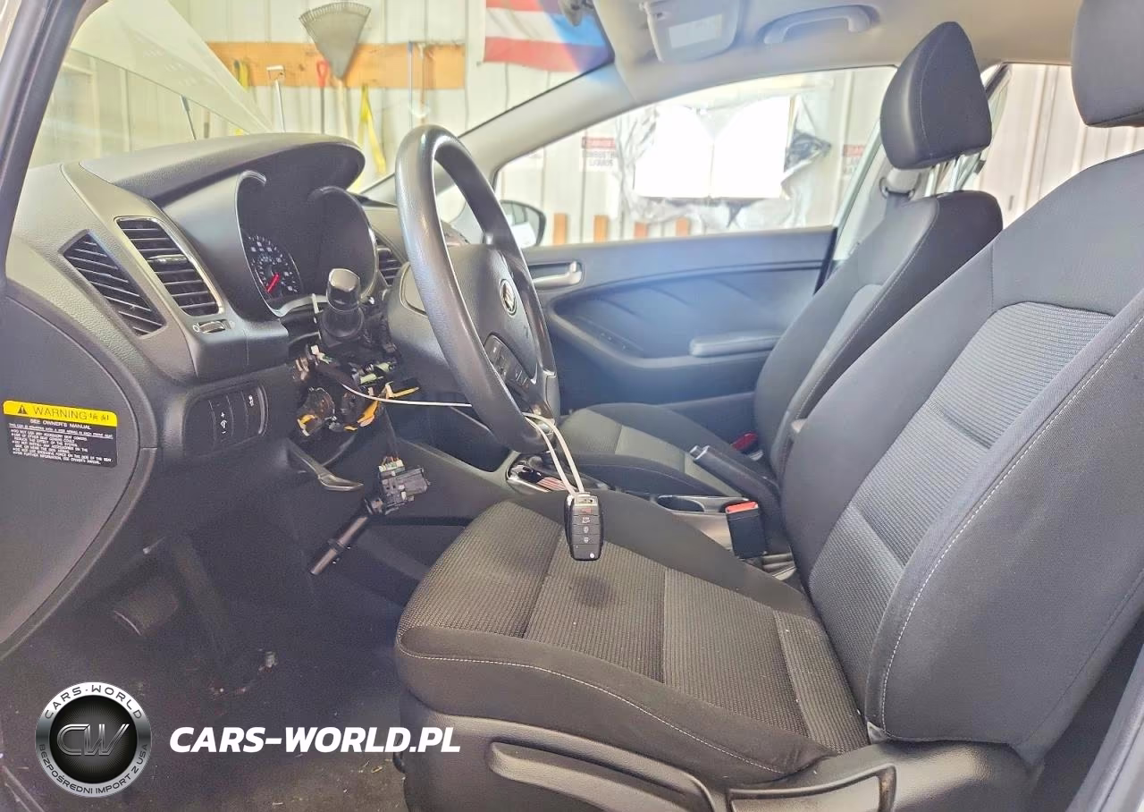 2017 Kia Forte Lx VIN:3KPFK4A78HE158659 - 7