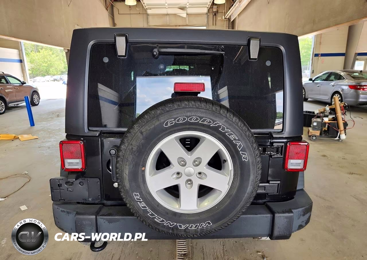 2018 Jeep Wrangler Unlimited Sport VIN:1C4HJWDGXJL837588 - 6