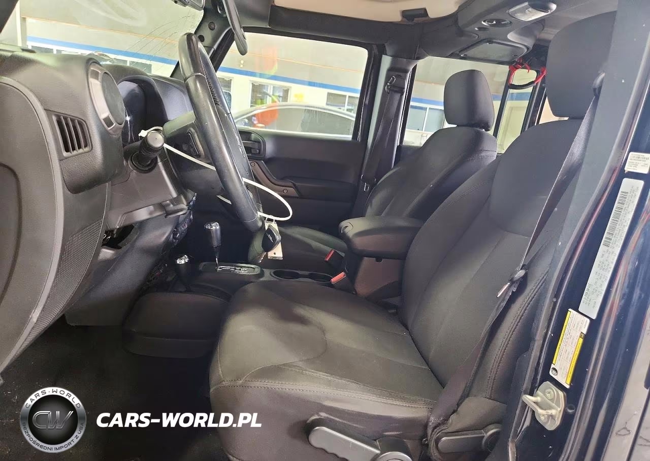 2018 Jeep Wrangler Unlimited Sport VIN:1C4HJWDGXJL837588 - 7
