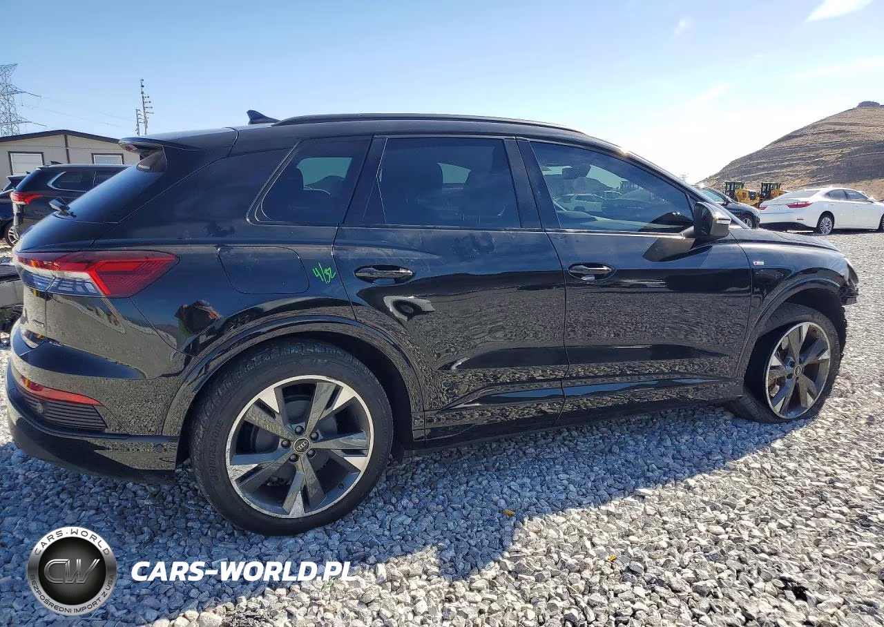 2024 Audi Q4 E-Tron Premium Plus VIN:WA1LUBFZ5RP039975 - 3