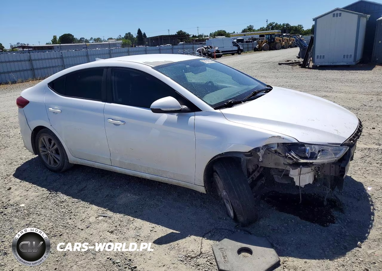 2018 Hyundai Elantra Sel VIN:5NPD84LF8JH341202 - 4